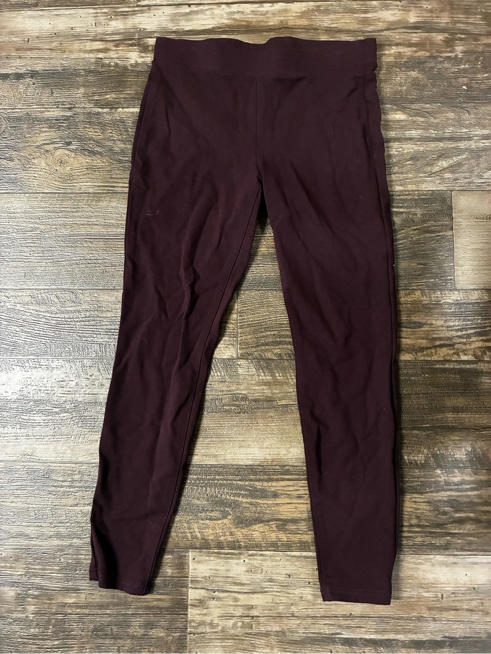 High-Waist Merlot Leggings — Stretchy Everyday Leggings